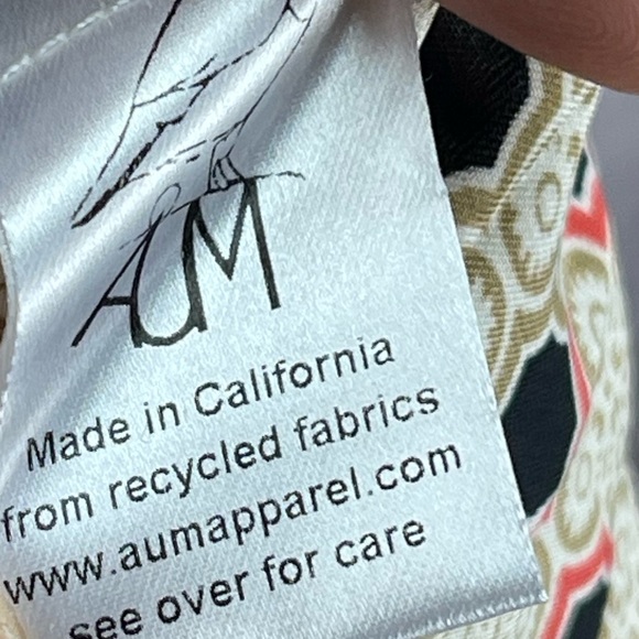 AUM apparel size small satin drawstring pants cream and black design - Picture 6 of 9